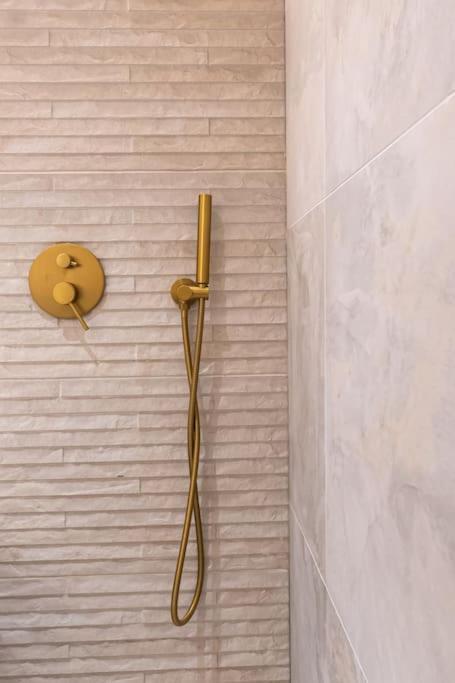 Elegance: A Symphony Of High-end Decor Apartamento *